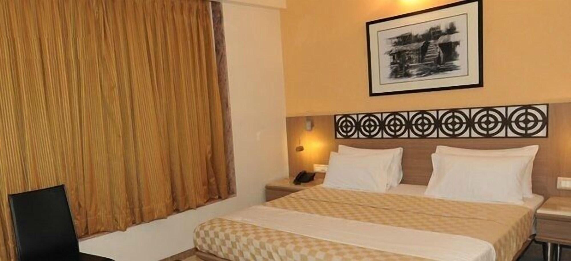 Hotel Unicontinental Bombay Esterno foto
