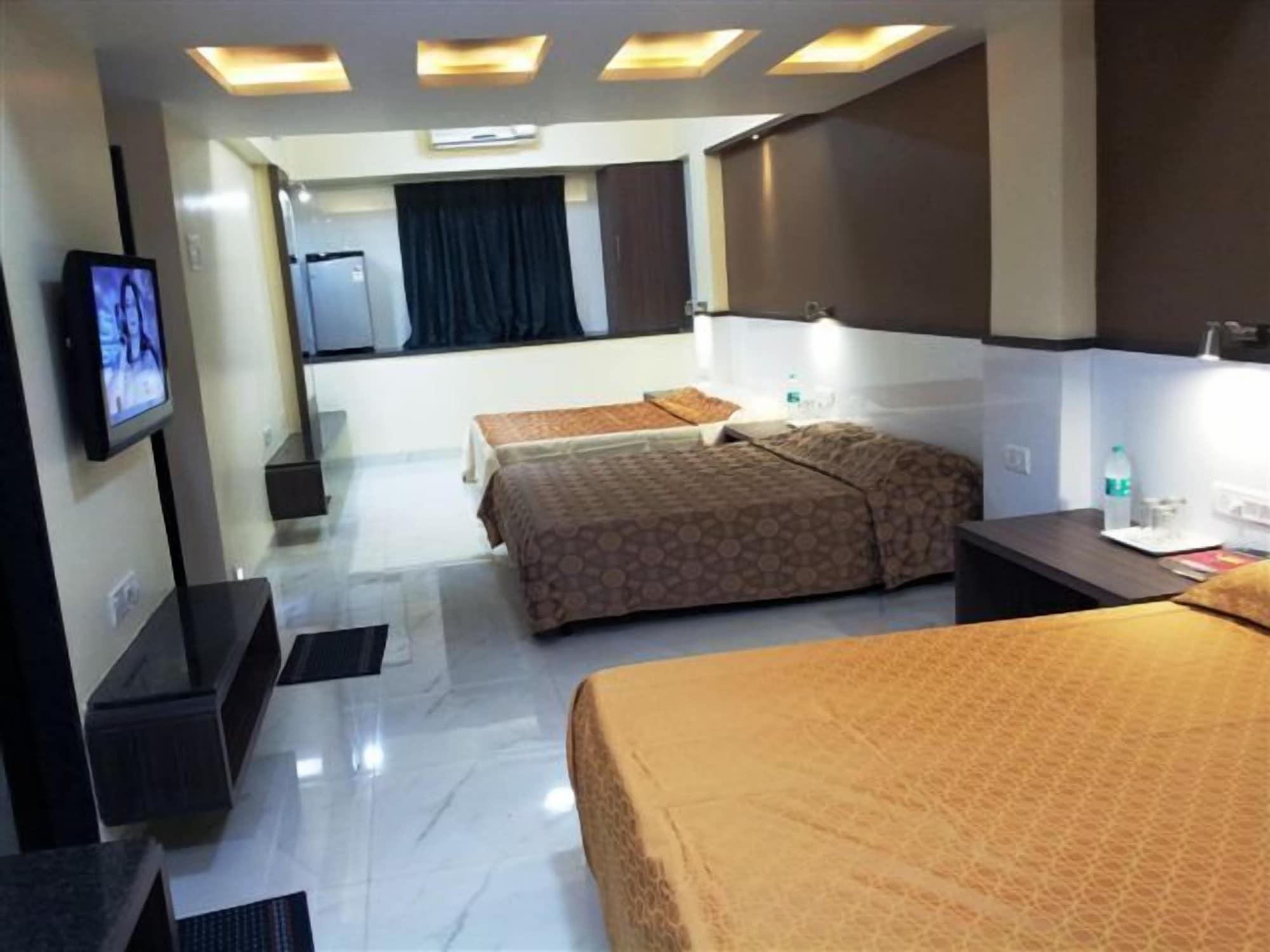 Hotel Unicontinental Bombay Esterno foto